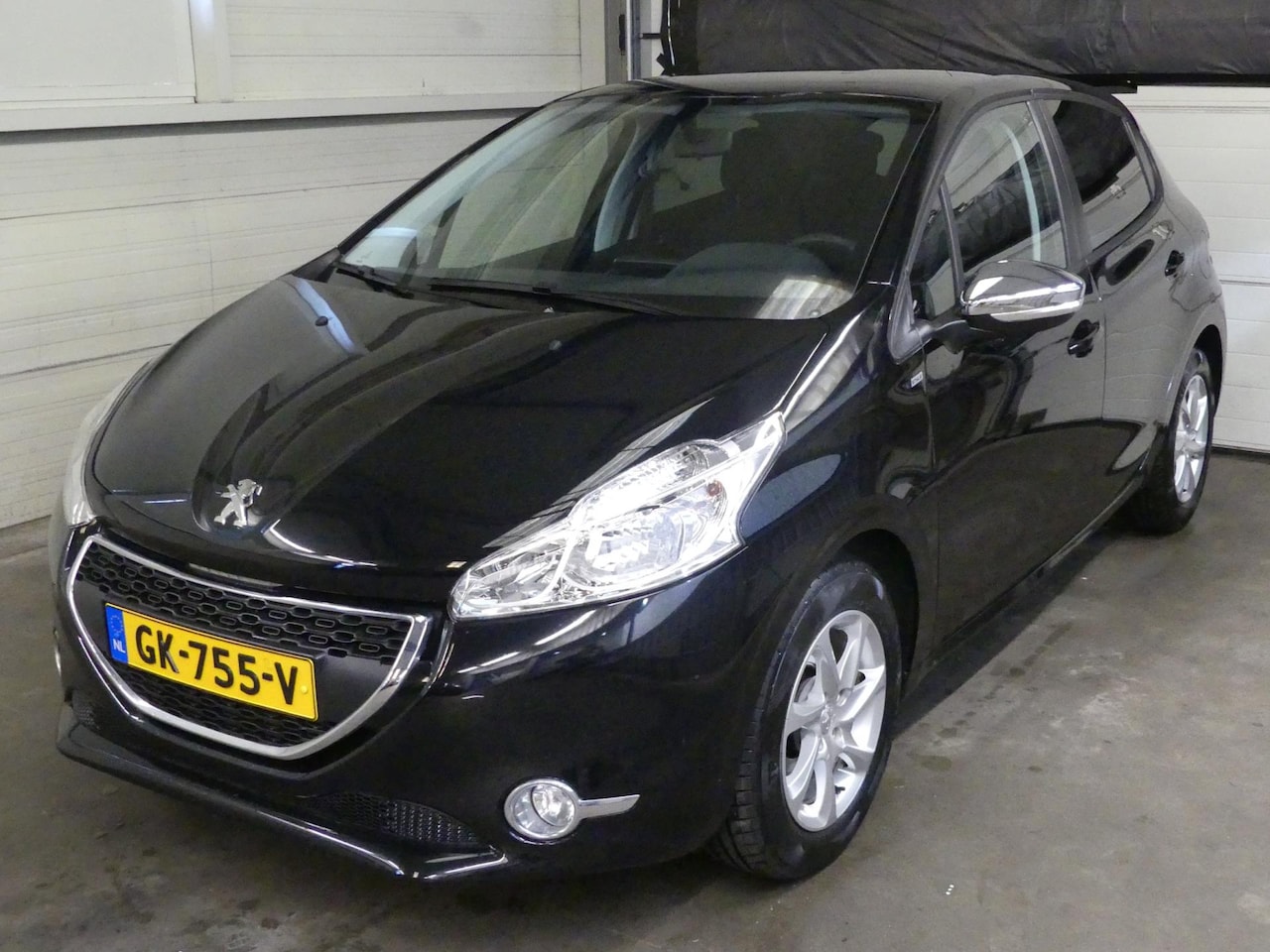 Peugeot 208 - 1.2 PureT Style - Airco - Cruise Control - 5 deurs - AutoWereld.nl