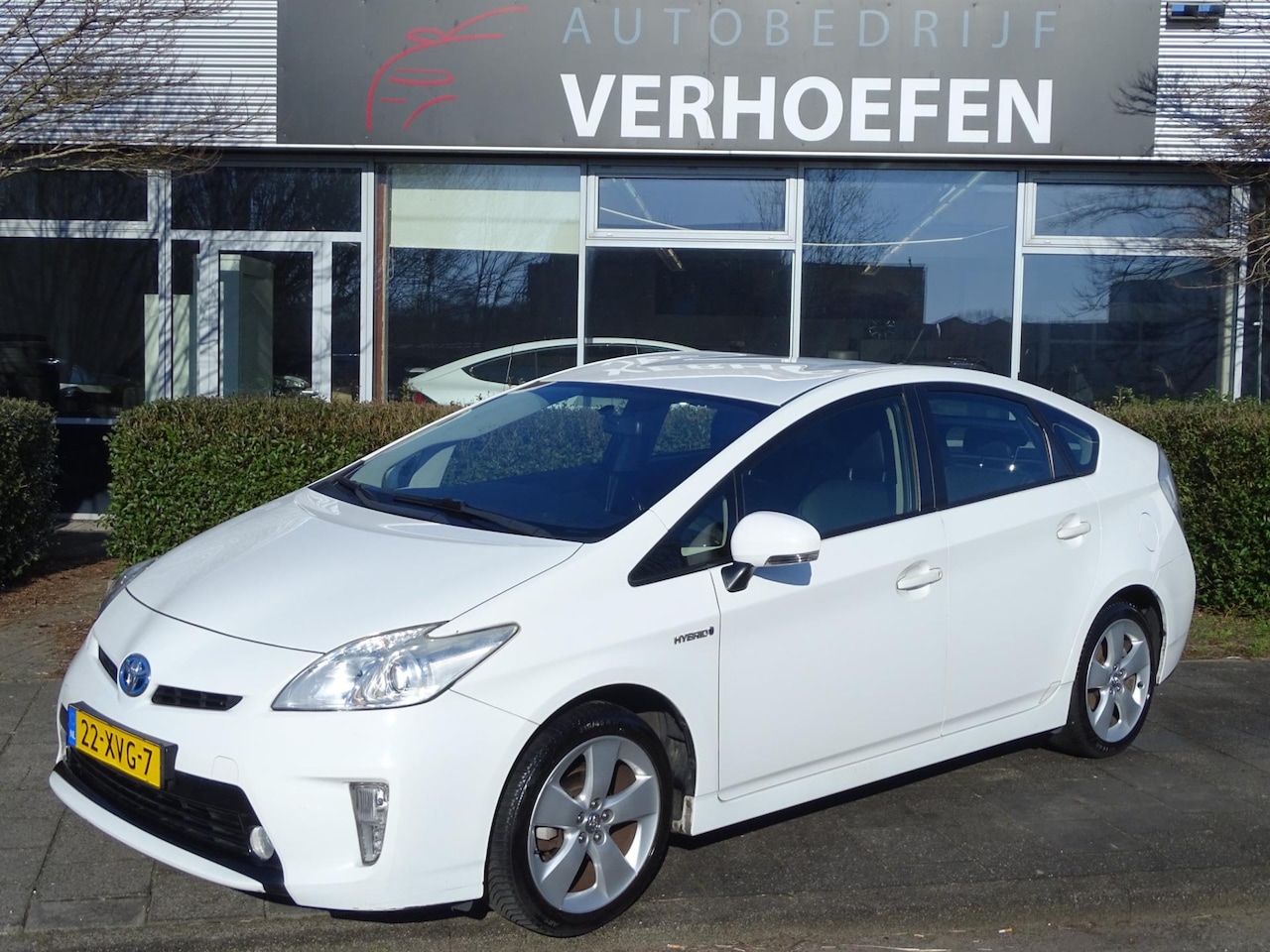 Toyota Prius - 1.8 Business - HUD - PARK CAMERA - AUTOMAAT - VOLLEDIG TOYOTA ONDERHOUDEN ! - AutoWereld.nl