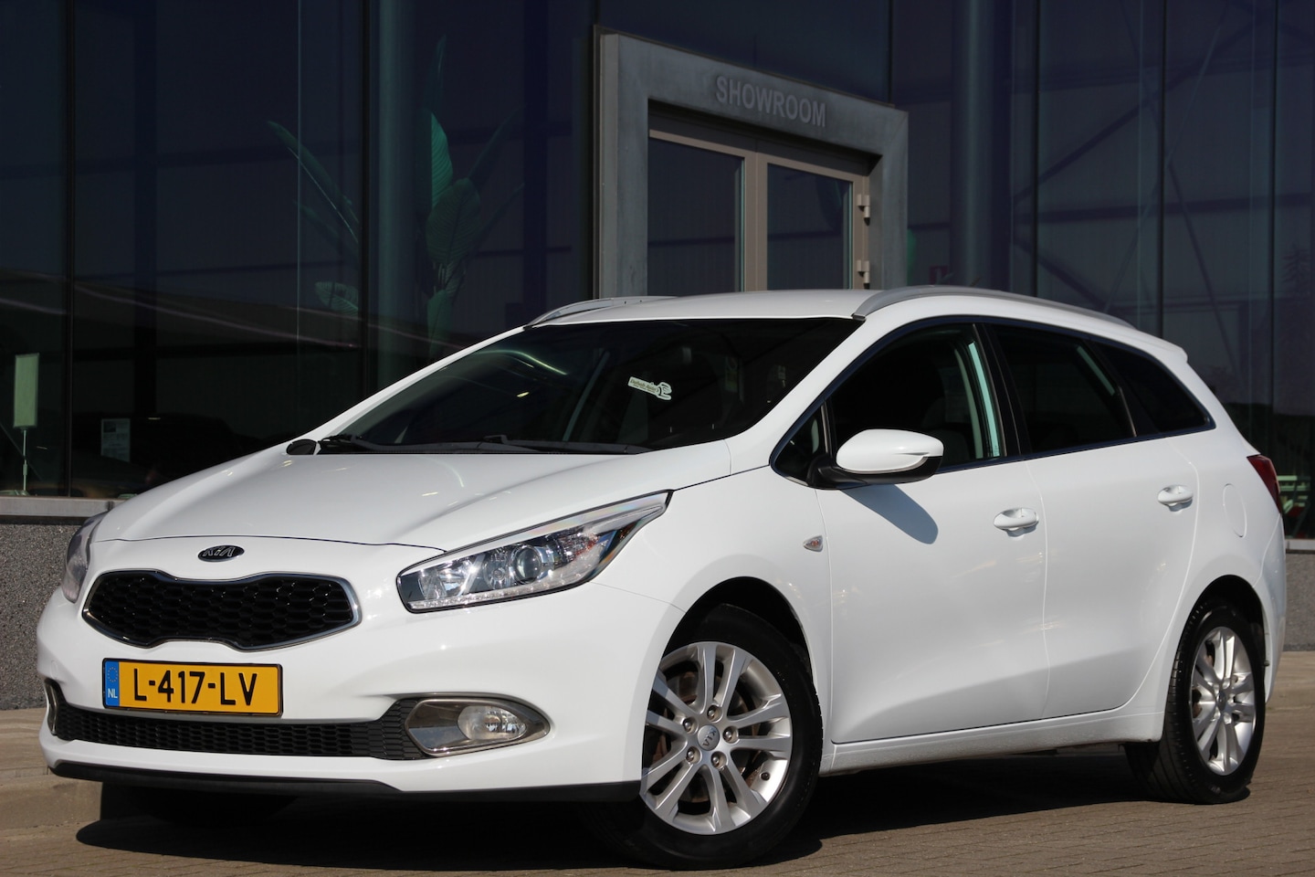 Kia Cee'd Sportswagon - 1.4 CVVT |Stoel/stuurverwarming | Cruise | Clima | - AutoWereld.nl