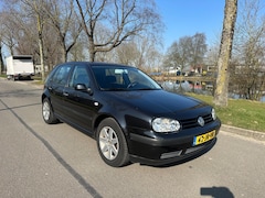 Volkswagen Golf - 1.4-16V Airco* Trekhaak* 5 Deurs* N.A.P