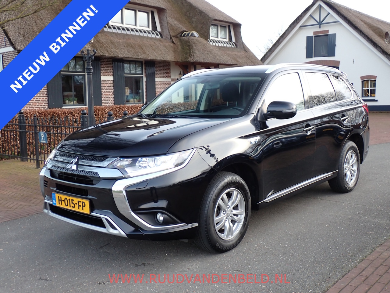 Mitsubishi Outlander - 2.4 PHEV CARPLAY / CAMERA / ANDROID - AutoWereld.nl