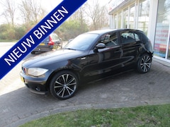 BMW 1-serie - 116i Business Line 5 deurs