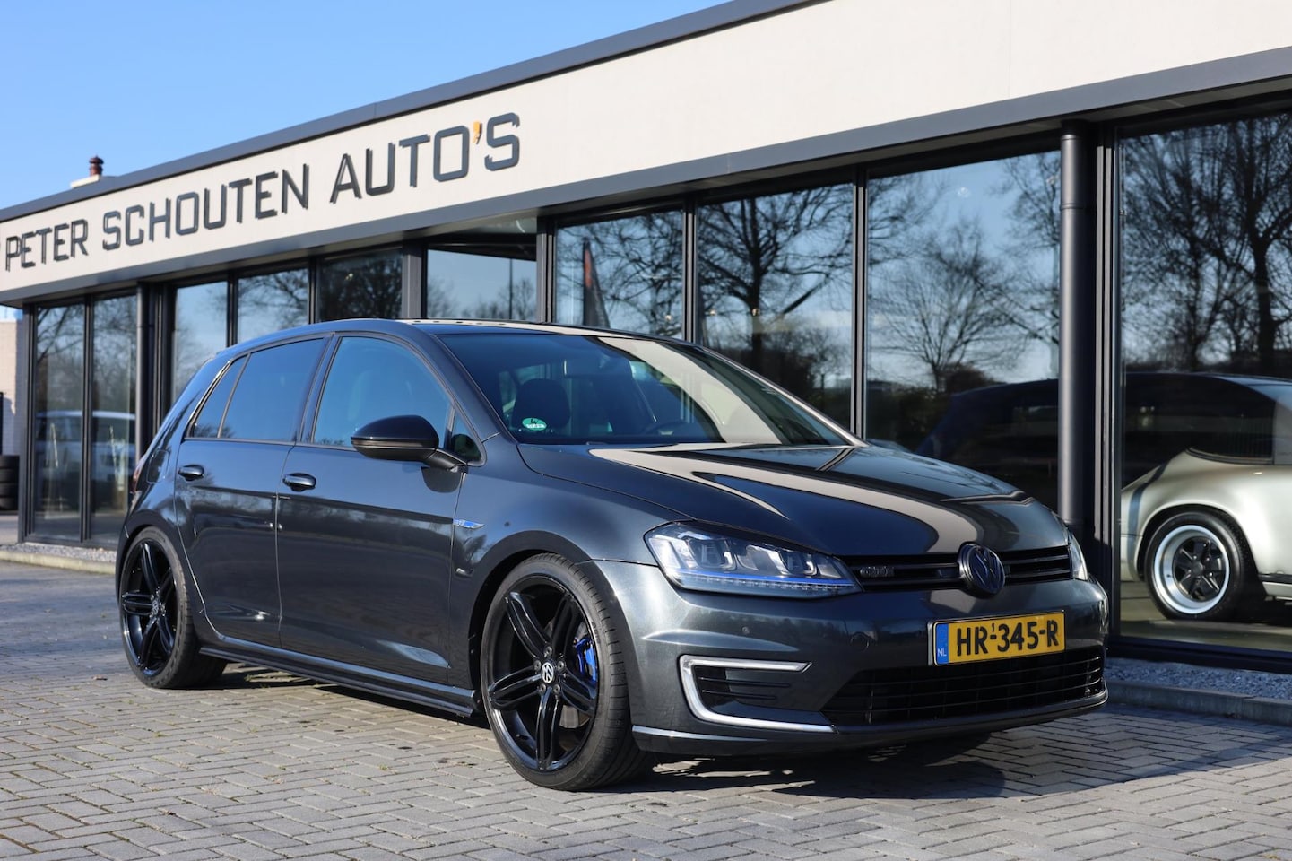 Volkswagen Golf - GTE Aut. | Navi | 19"LMV | LED - AutoWereld.nl