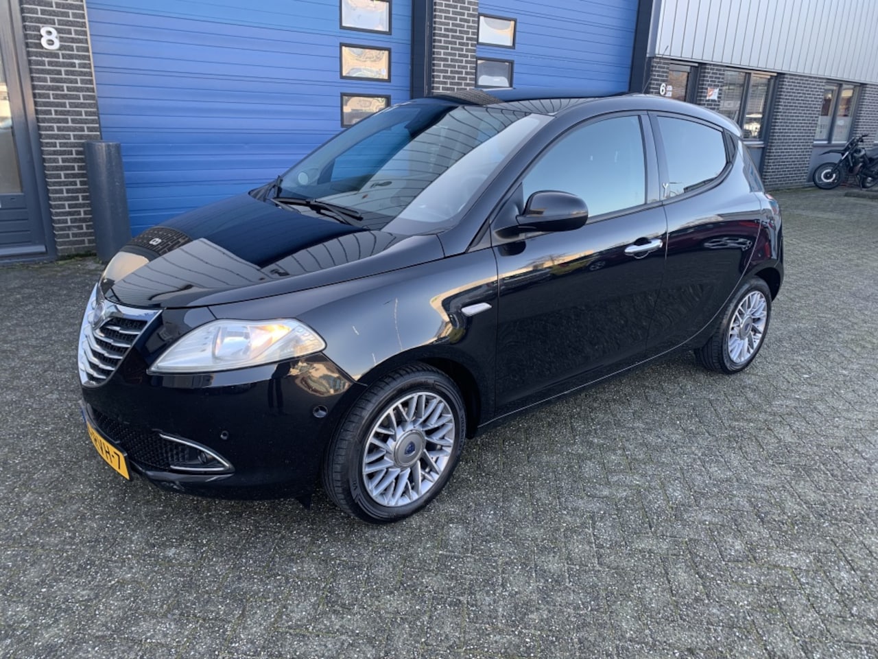 Lancia Y(psilon) - Ypsilon 0.9 TwinAir Platinum - AutoWereld.nl