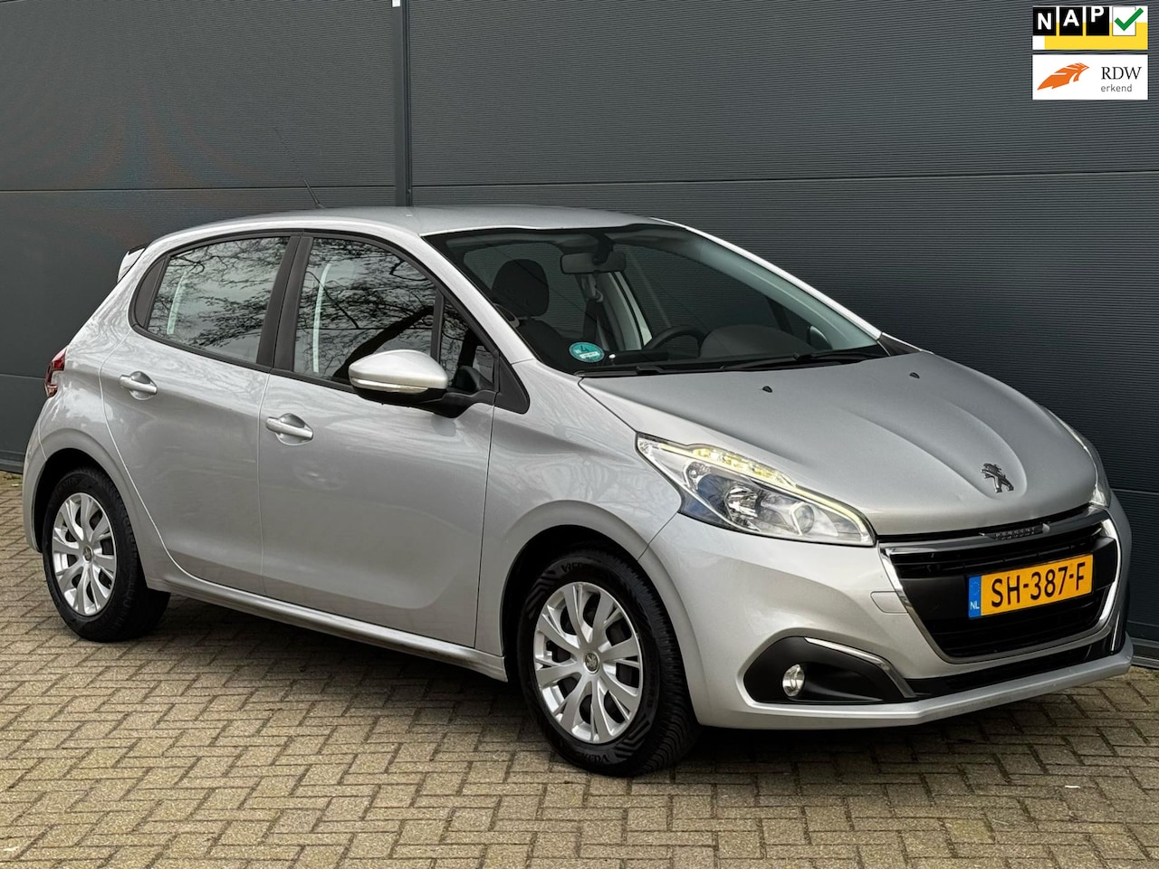 Peugeot 208 - 1.2 PureTech Blue Lion NAVI CRUISE PDC AIRCO - AutoWereld.nl