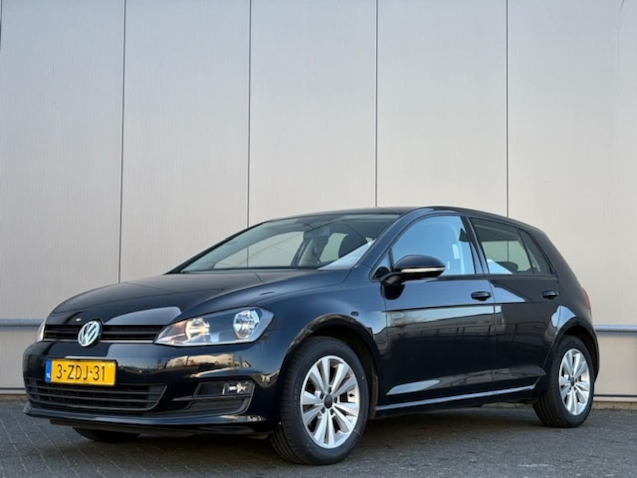 Volkswagen Golf - 1.2 TSI - navi - airco - cruise - nap! - AutoWereld.nl