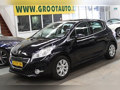 Peugeot 208 - 1.2 e-VTi Blue Lease Automaat Panoramadak, Airco, Navi