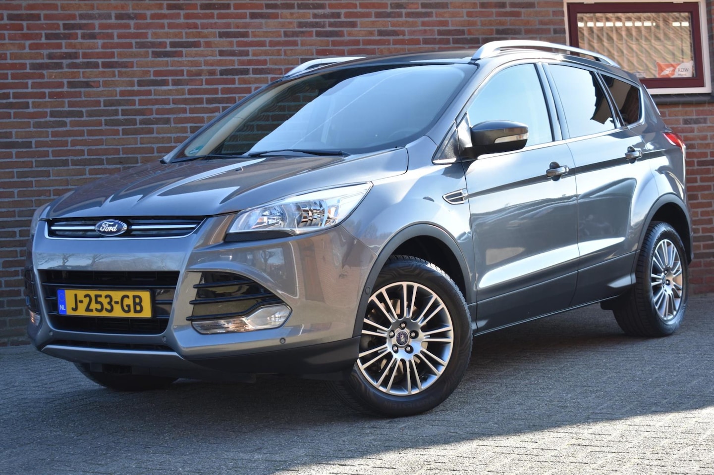 Ford Kuga - 1.6 Titanium 4WD '13 Clima Navi Cruise Inruil mogelijk - AutoWereld.nl