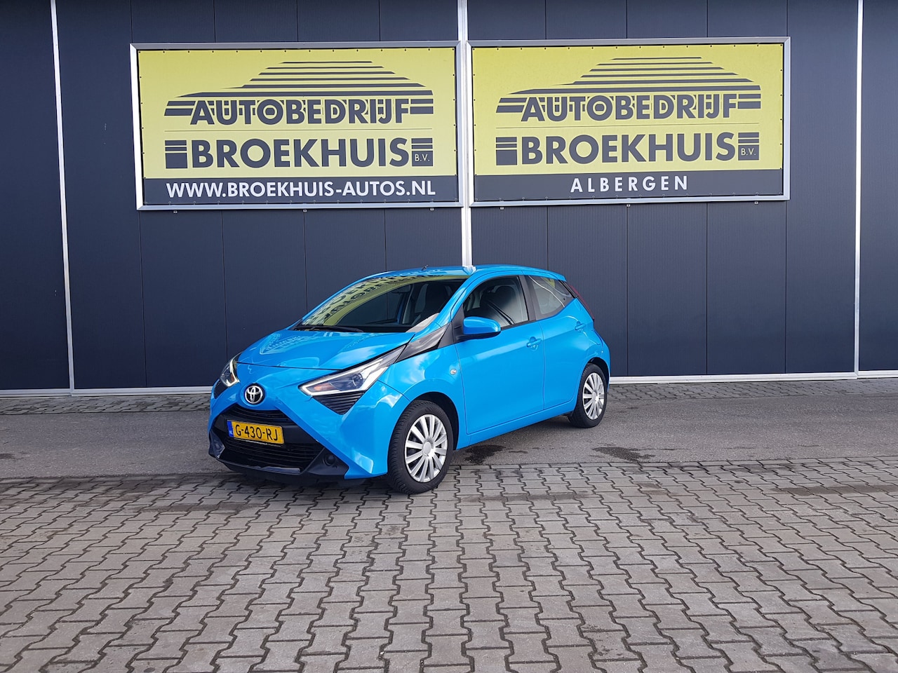 Toyota Aygo - 1.0 VVT-i x-play limited 1.0 VVT-i x-play limited - AutoWereld.nl