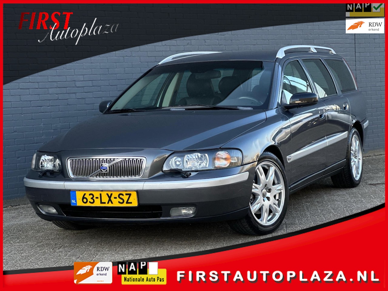 Volvo V70 - 2.5 T Titanium AUTOMAAT LEDER/CRUISE/ISOFIX - AutoWereld.nl