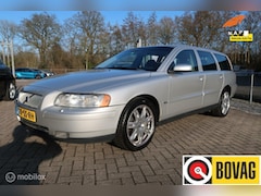 Volvo V70 - 2.4 D5