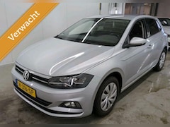 Volkswagen Polo - 1.0 TSI Comfortline Business