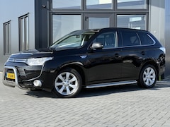 Mitsubishi Outlander - 2.0 PHEV Instyle+ Leer | Verw. stoel | SK dak | Trekhaak