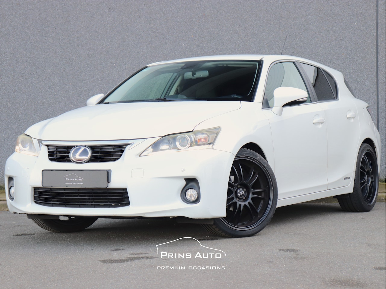 Lexus CT 200h - FE Edition |KEYLESS|CRUISE|NAVI|CLIMA| - AutoWereld.nl