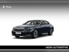 BMW 5-serie - 530e sedan M Sport Edition | Panoramadak | Harman-Kardon | Trkehaak | Innovation Pack | Co