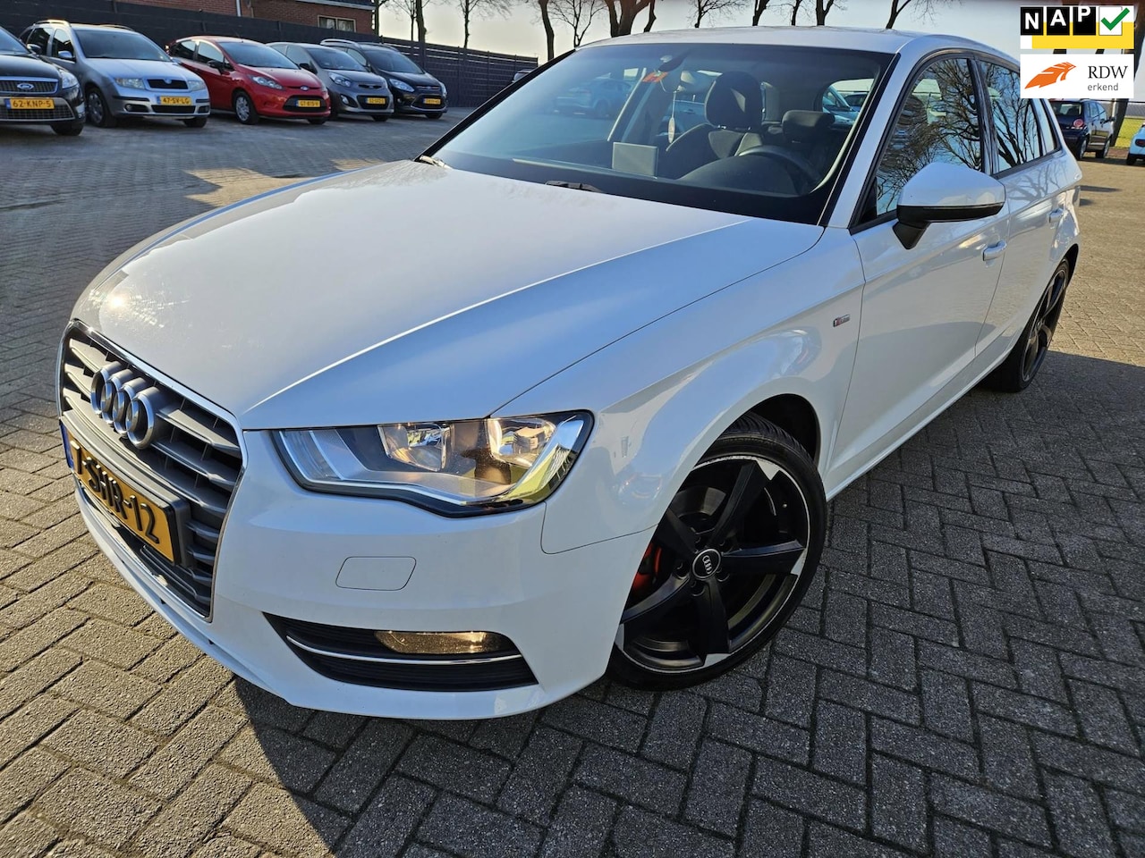 Audi A3 Sportback - 1.4 TFSI CoD Ambition Pro Line 5Drs. 2013. Automaat/Climate/Cruise/Navigatie etc. APK 04-2 - AutoWereld.nl