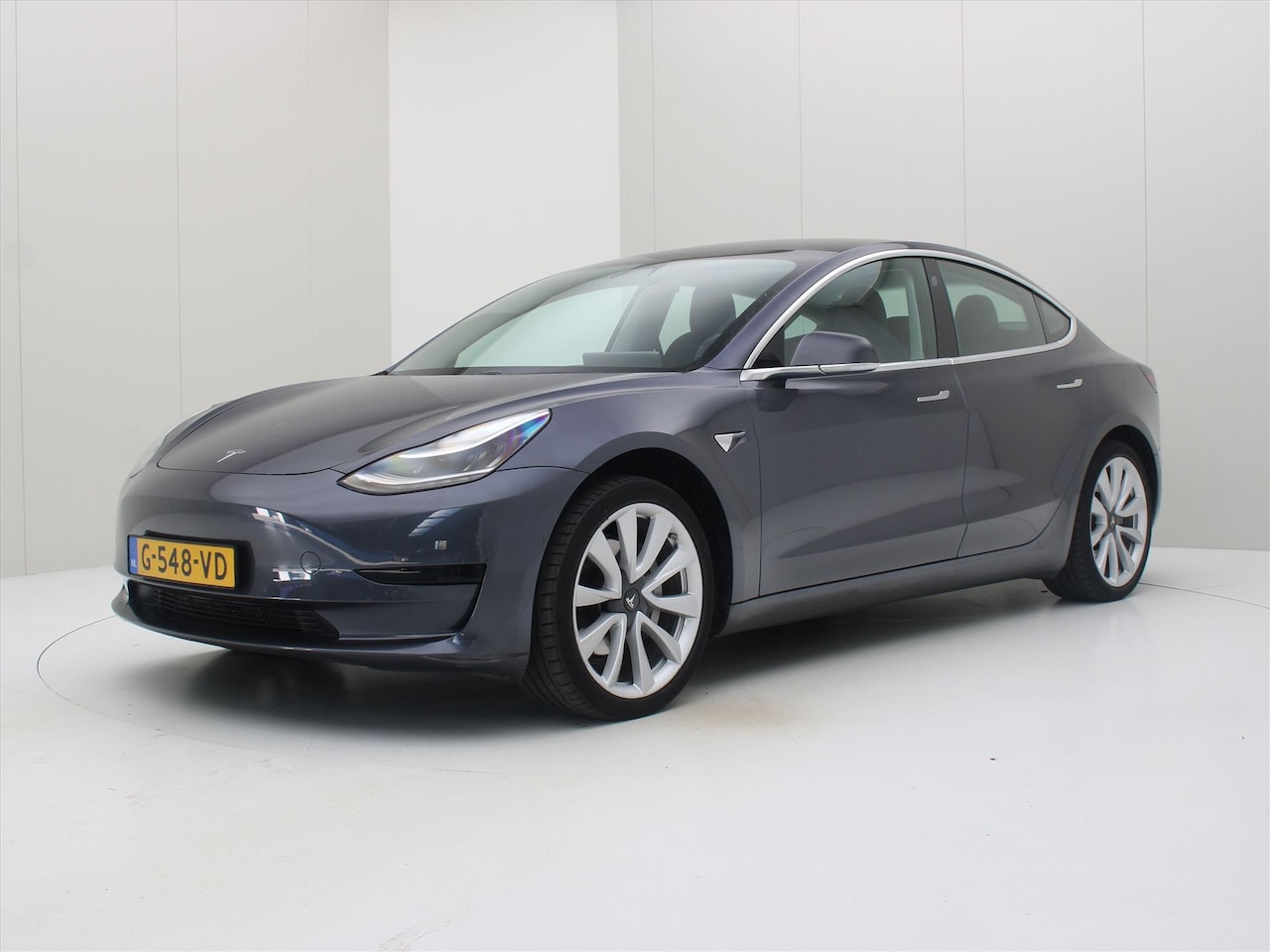 Tesla Model 3 - Standard RWD Plus [ AUTOPILOT+TREKHAAK+19" LMV+60 kWh+PREMIUM AUDIO ] - AutoWereld.nl