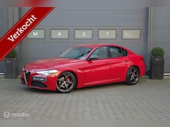 Alfa Romeo Giulia - 2.0T Super|Leder|Keyless|Bi-xenon|Navi