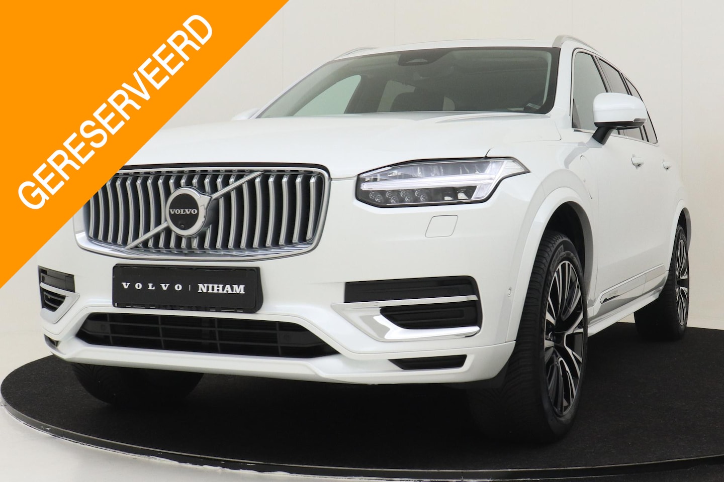 Volvo XC90 - T8 AWD RECHARGE ULTIMATE BRIGHT -PANO.DAK|360°CAM|HK-AUDIO|TREKHAAK|ALL SEASON BANDEN - AutoWereld.nl