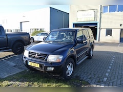 Mitsubishi Pajero - 3.2 Di-D GLS Long Body 7persoons