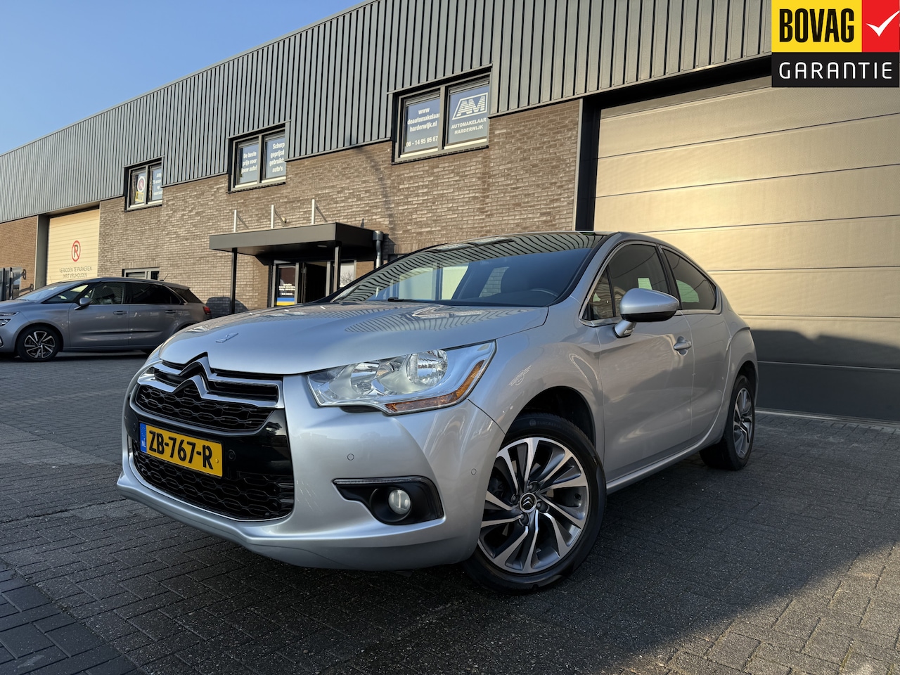 Citroën DS4 - 1.2 130PK So Chic | 2E EIGENAAR | 12MND GARANTIE | DAB | NAVI | CRUISE | LMV | AIRCO | - AutoWereld.nl