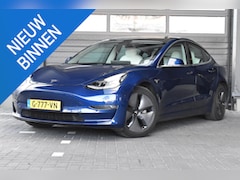 Tesla Model 3 - Long Range AWD 75 kWh / Trekhaak / Wit leder / Autopilot