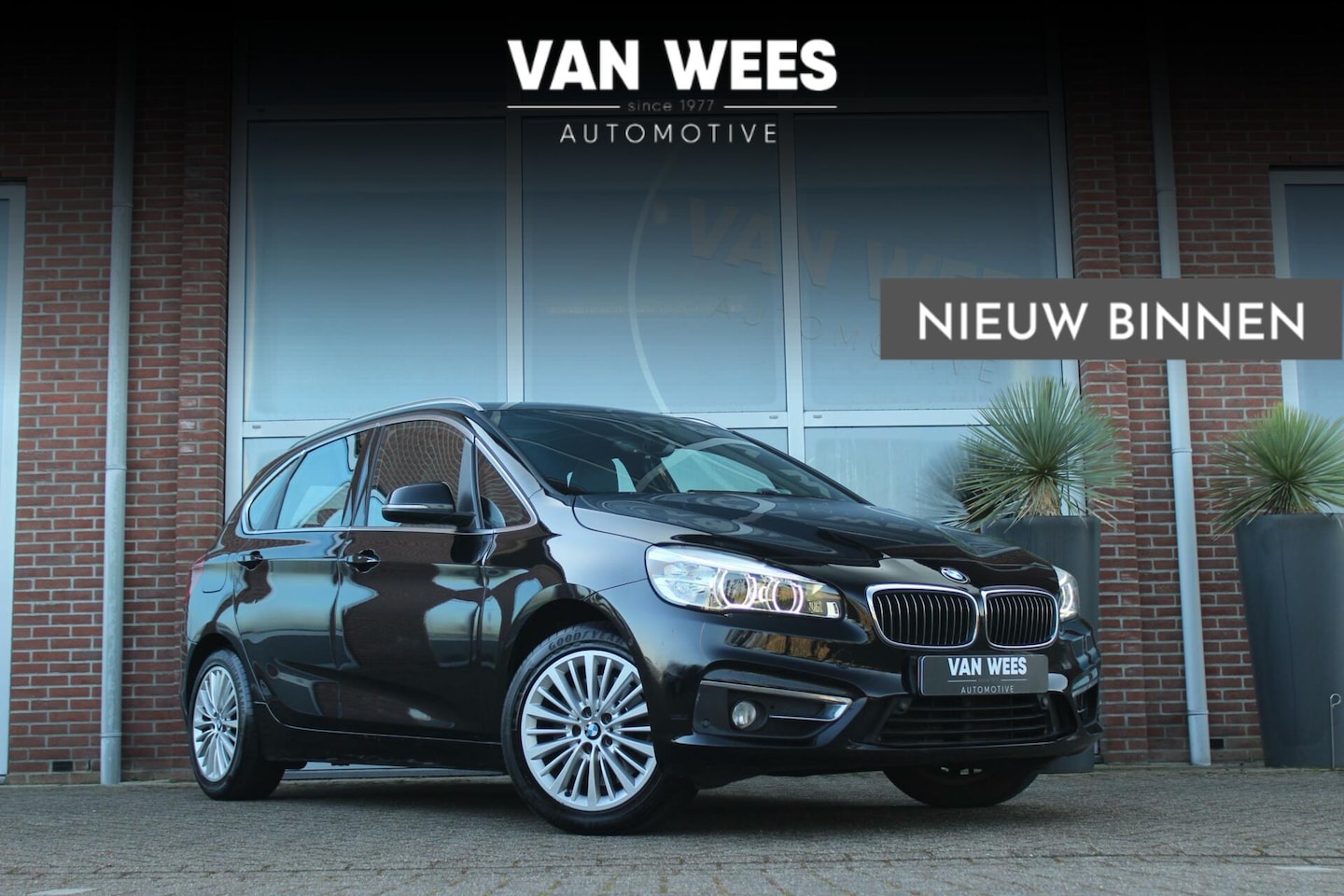 BMW 2-serie Active Tourer - 225xe F45 High Executive Luxury-Line| 2e eigenaar | NL auto | Dakraam | Head-up | LED | Na - AutoWereld.nl