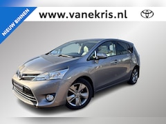 Toyota Verso - 1.8 VVT-i Dynamic Business, Trekhaak, Panoramadak , Navi, Parkeersensoren, Camera