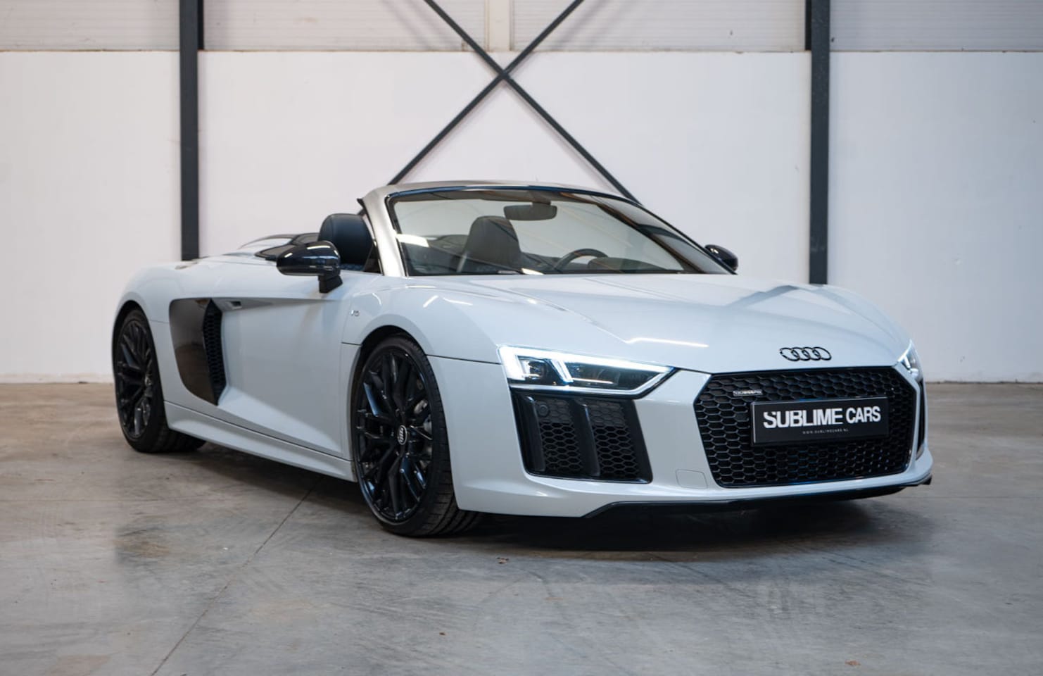 Audi R8 Spyder - 5.2 FSI quattro | Suzuka Gray | B&O | Sportuitlaat | BTW-Auto | Dyn. LED | Virtual Cockpit - AutoWereld.nl