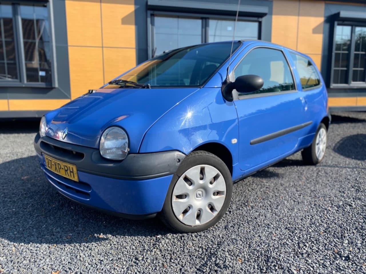 Renault Twingo - 1.2 EMOTION Airco Elektrisch pakket Radio CD - AutoWereld.nl