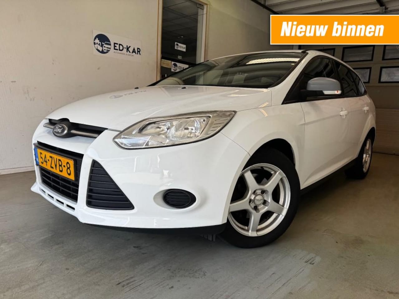 Ford Focus - 1.6 TDCI ECOnetic Lease Trend NAVI LMV NAP APK 12-2025 - AutoWereld.nl