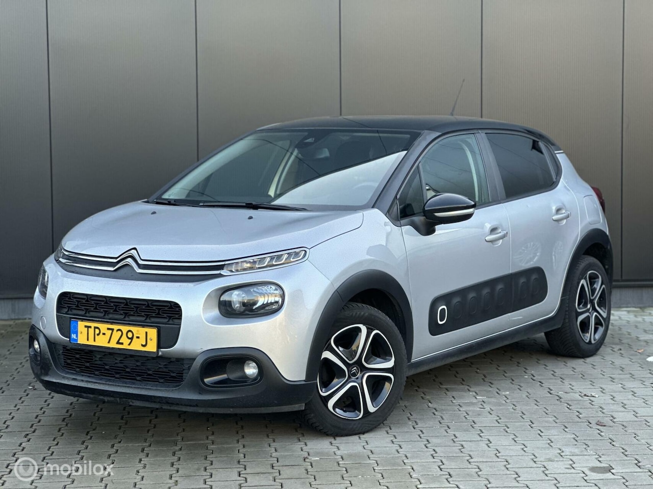 Citroën C3 - 1.2 82PK ELLE | CRUISE | NAVI | CARPLAY | PDC | - AutoWereld.nl