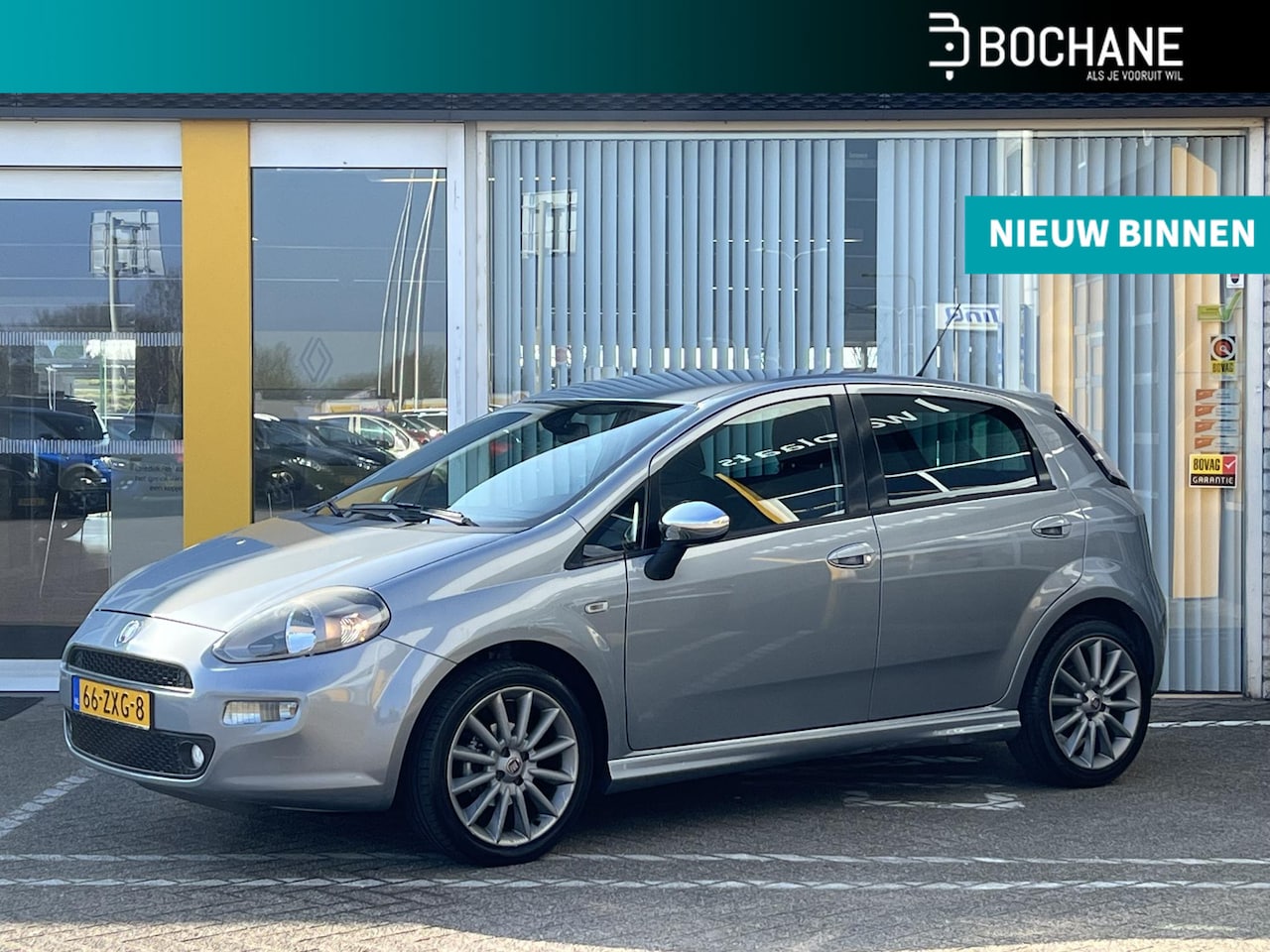 Fiat Punto Evo - 0.9 TwinAir Sport | Trekhaak | Cruise Control | Climate Control | Parkeersensoren | Lichtm - AutoWereld.nl