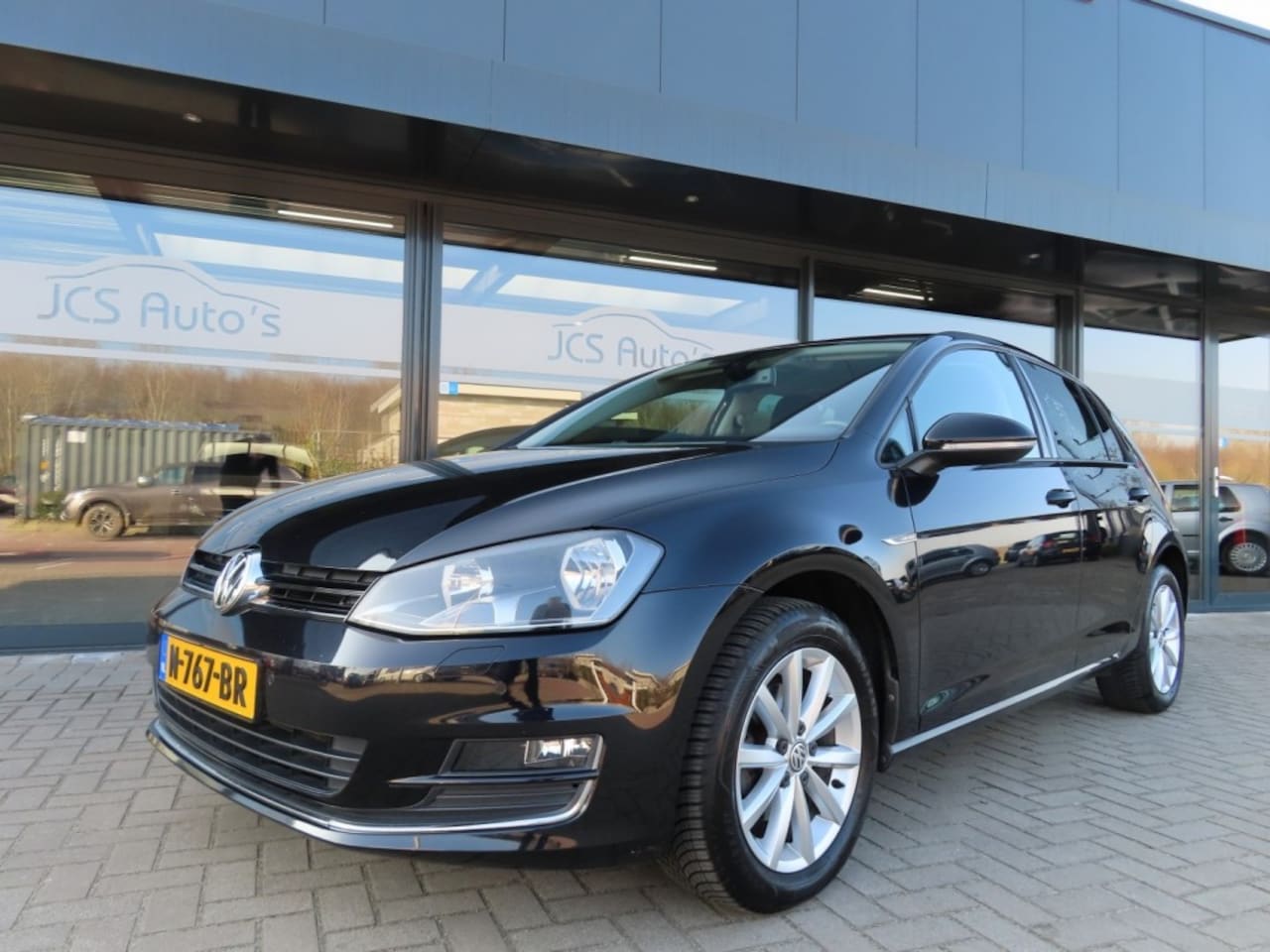 Volkswagen Golf - 1.2 TSI Ecc Cruise Navi 2x Pdc 2015 - AutoWereld.nl