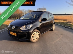 Volkswagen Up! - 1.0 move upBlueMotion, Panoramadak, Navigatie