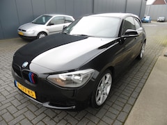 BMW 1-serie - 114I EDE Business