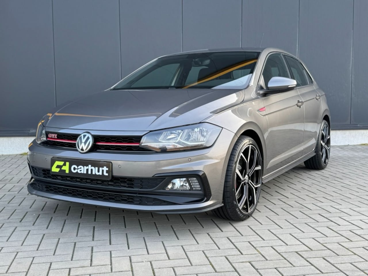 Volkswagen Polo - 2.0 GTI DSG virtual cockpit, 18 inch Pirelli nieuw! Smetteloze s - AutoWereld.nl