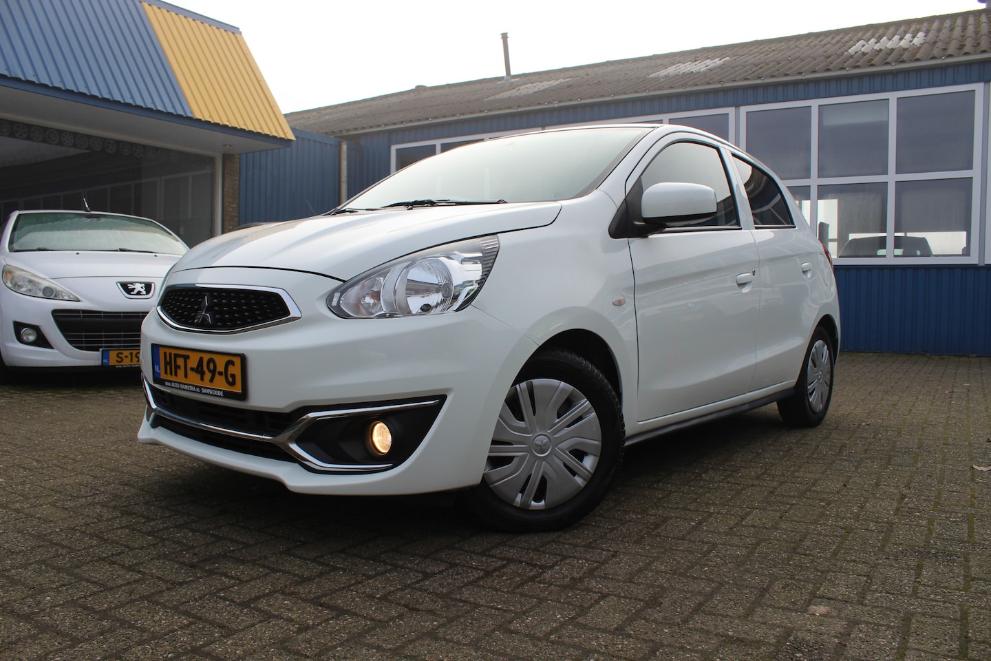 Mitsubishi Space Star - 1.0i "Edition" Airco - 5 Deurs !!! - AutoWereld.nl