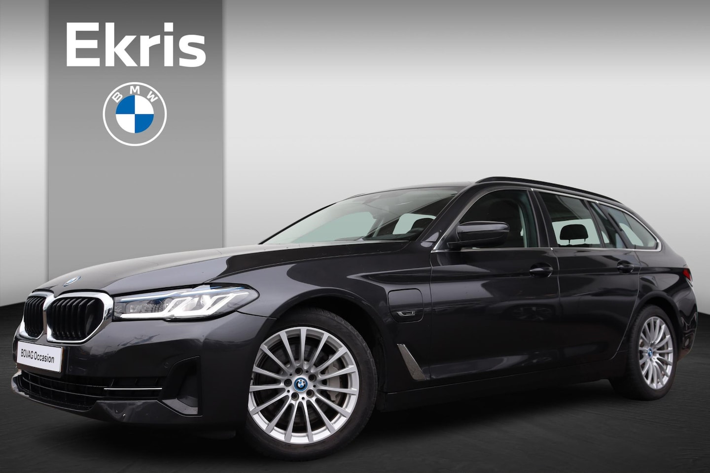 BMW 5-serie Touring - 520e Business Edition Plus Comfortstoelen/ verwarmde voorstoelen - AutoWereld.nl