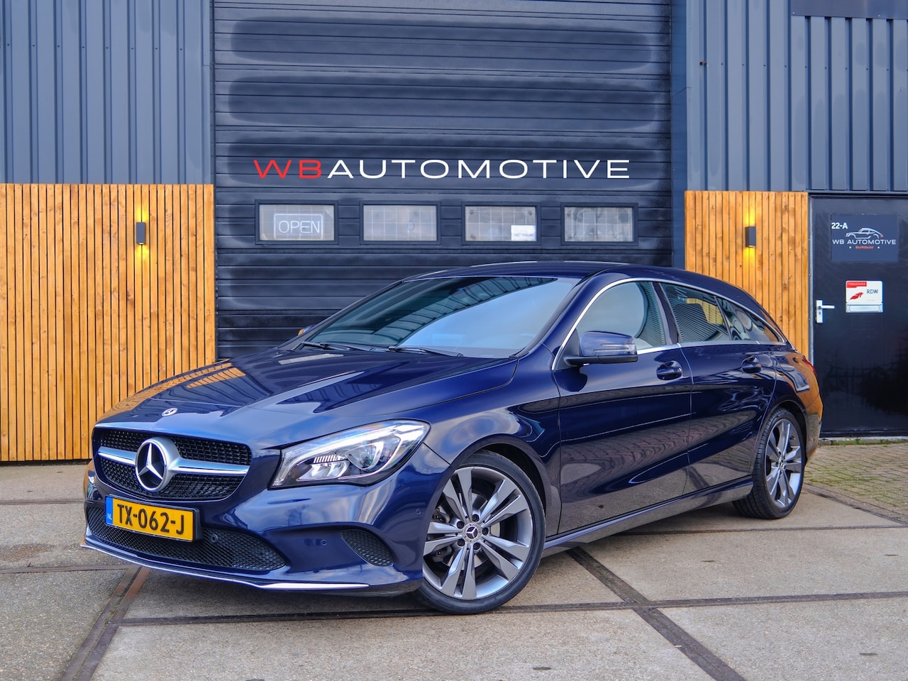 Mercedes-Benz CLA-klasse Shooting Brake - 180 Business Solution Plus Upgrade Edition 180 Business Solution Plus Upgrade Edition - AutoWereld.nl