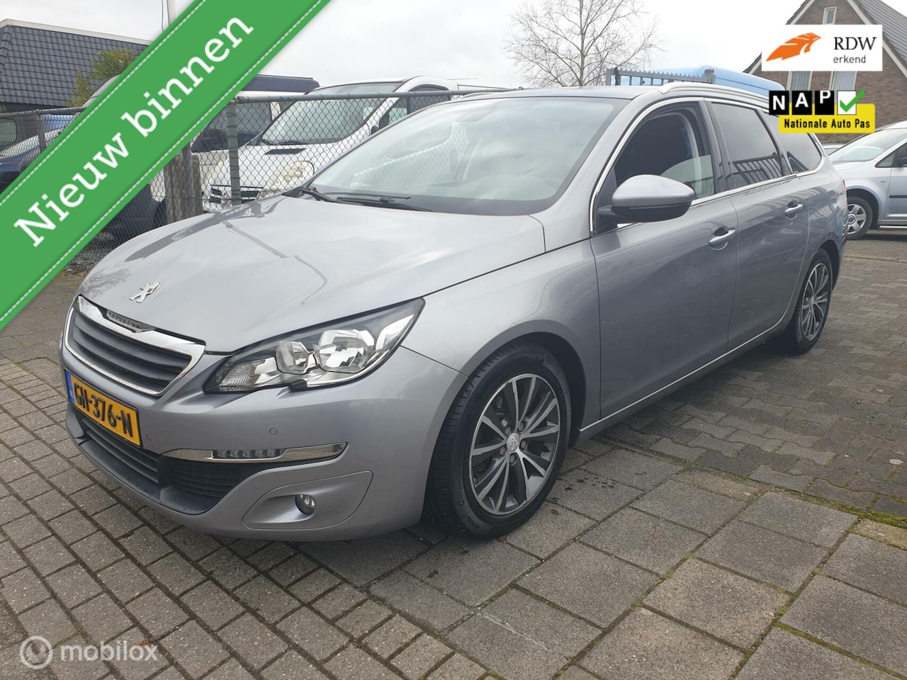 Peugeot 308 SW - 1.6 BlueHDI Blue Lease Executive 1.6 BlueHDI Blue Lease Executive - AutoWereld.nl