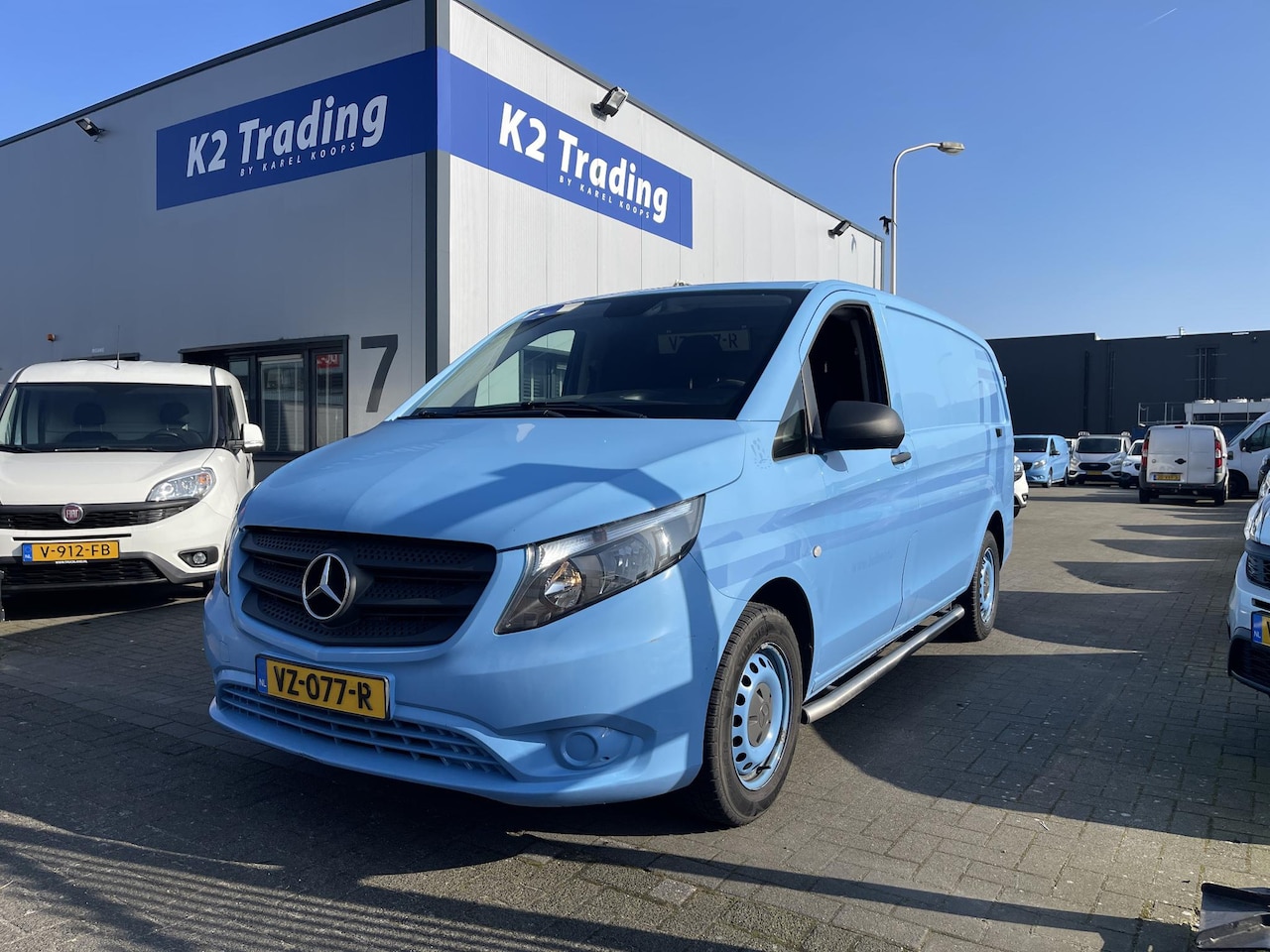 Mercedes-Benz Vito - 111 CDI Functional Lang EURO-6 LANGE UITVOERING AIRCO TREKHAAK ****KOMT BINNEN**** - AutoWereld.nl