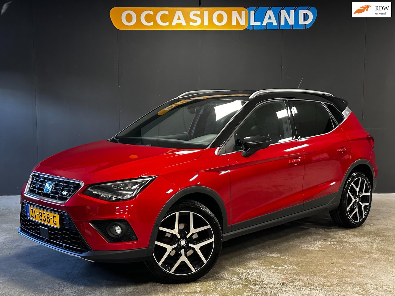 Seat Arona - 1.0 TSI FR Business Intense |360 CAM|ACC|STOELVERW|CARPLAY! - AutoWereld.nl