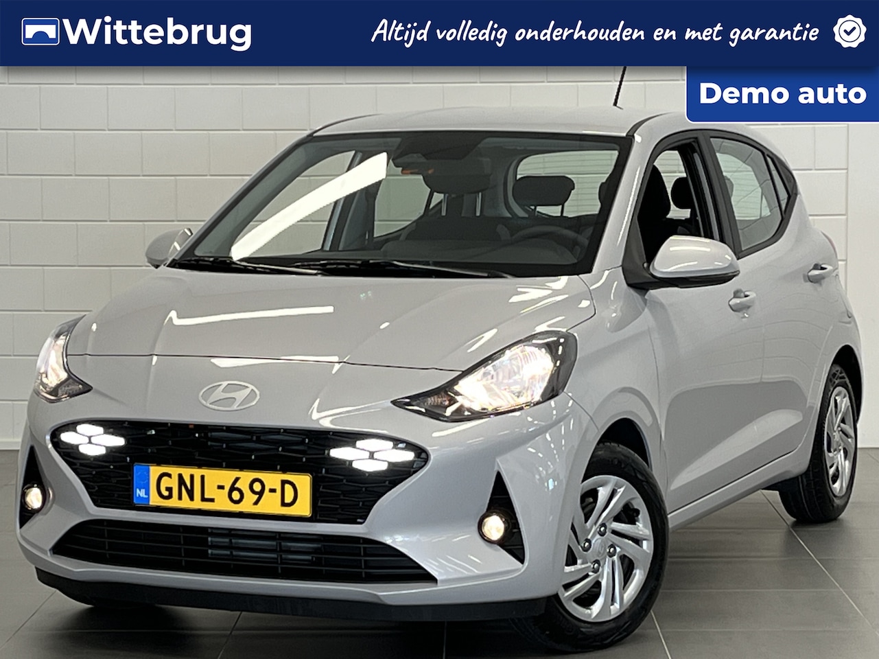 Hyundai i10 - 1.0 Comfort Smart 5-zits NAVIGATIE | CRUISE CONTROL | DEMO BESCHIKBAAR VANAF 30-04-2025 - AutoWereld.nl