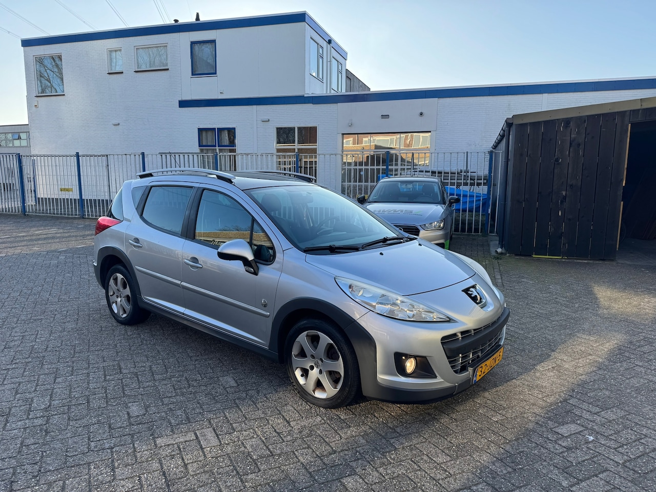 Peugeot 207 SW Outdoor - 1.6 VTi 1.6 VTi - AutoWereld.nl