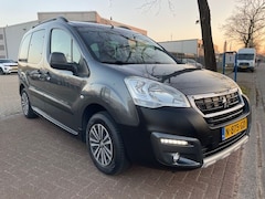 Peugeot Partner Tepee - 1.2 PureTech Active 5persoons Airco, Cruisecontrol, 2 Schuifdeuren Nette Auto