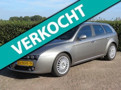 Alfa Romeo 159 Sportwagon - 1.9 JTD Elegante Nieuwe Distributie