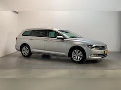 Volkswagen Passat Variant - 1.4 TSI DSG Comfortline Business Navigatie Parkeersensoren Virtual Cockpit DAB+