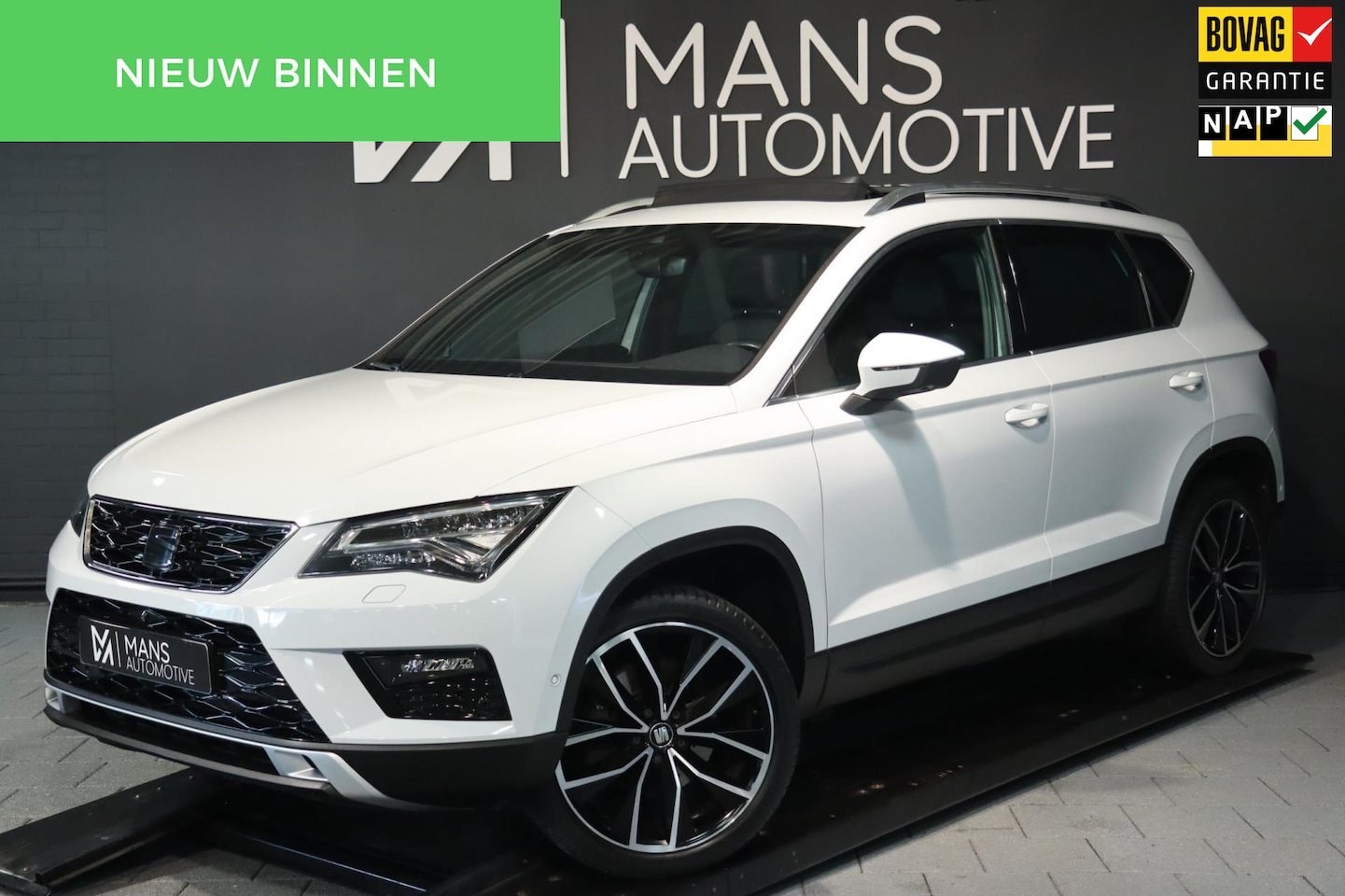 Seat Ateca - 1.5 TSI Xcellence / PANODAK / BEATS AUDIO / KEYLESS / 360 / CARPLAY / 19'' - AutoWereld.nl