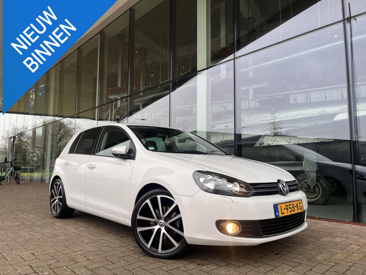 Volkswagen Golf - 1.4 TSI Highline NAVI-RNS-18 INCH-PDC - AutoWereld.nl